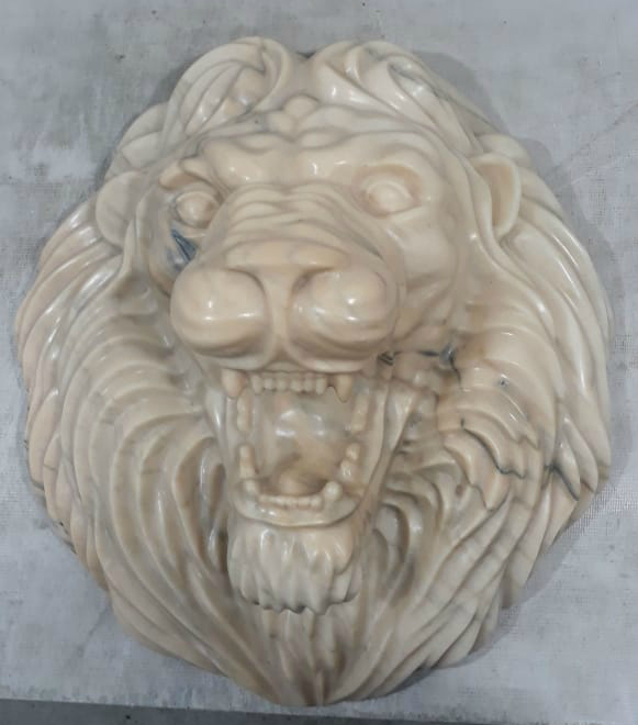 Голова льва, ракурс3